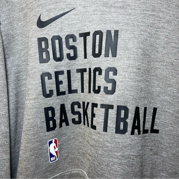 Nike men's Grey Boston Celtics basketball sports long sleeve hoodie in size XL - Picture 5 of 8